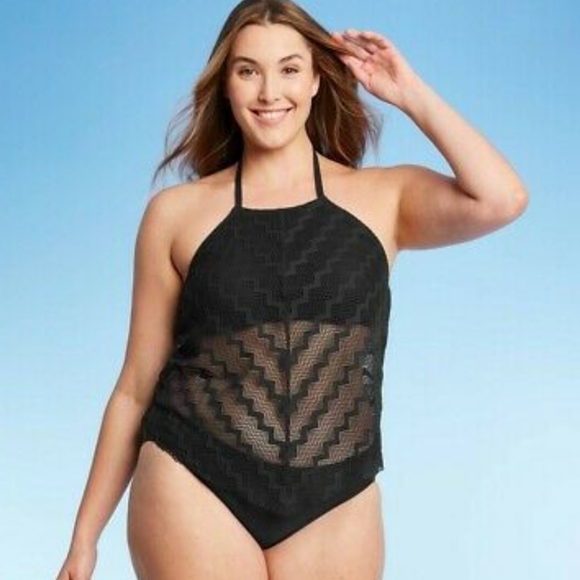 Kona Sol Other - NWT Crochet Kona Sol Halter Top